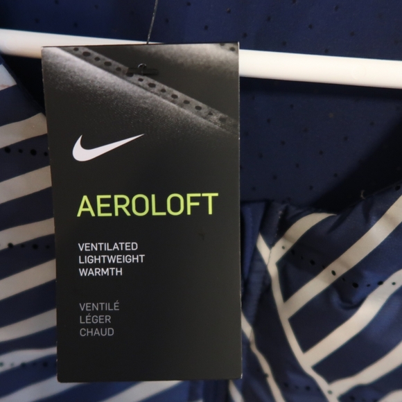 Nike vest - Picture 4 of 4